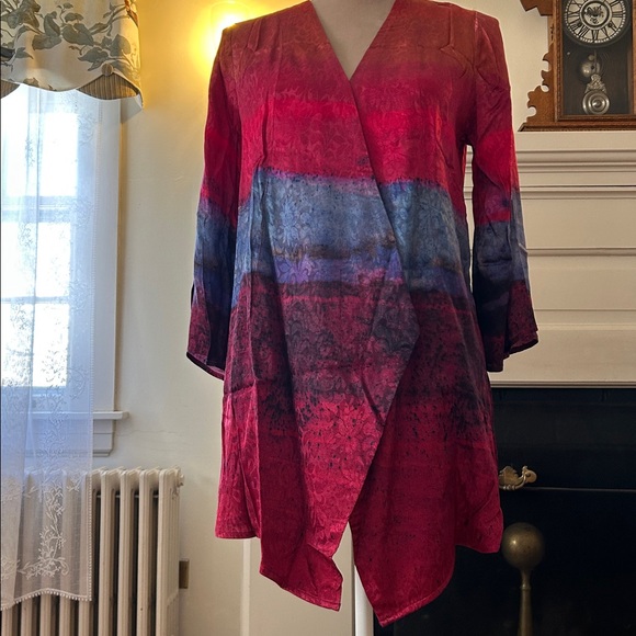 Soft Surroundings Red and Pink Textured Topper - Picture 5 of 6